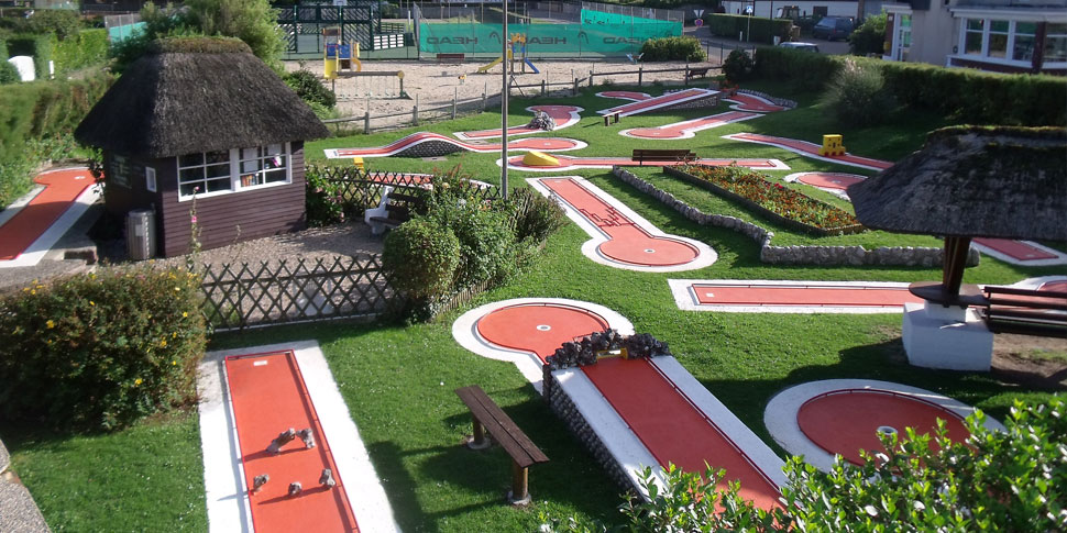 mini-golf